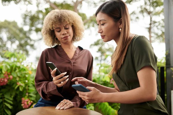 Quelles sont les informations essentielles à savoir sur l'application de recrutement Ubwork ?