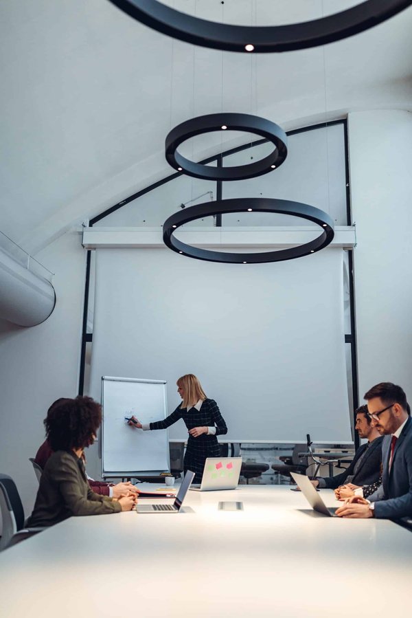 Comment la Lettre d'Avril 2022 de l'institut d'émission affecte-t-elle le marché financier?